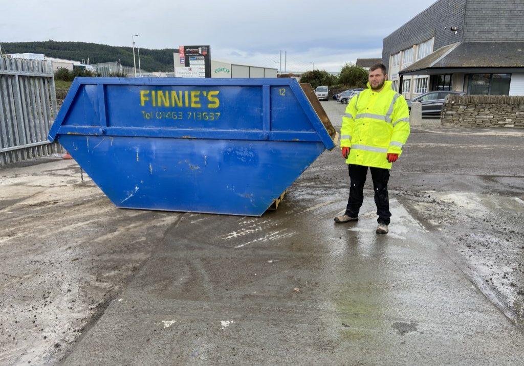 12 cubic yard open skip (Medium)